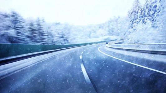 Conduire sur la neige : Nos 3 conseils pour rouler en toute sécurité